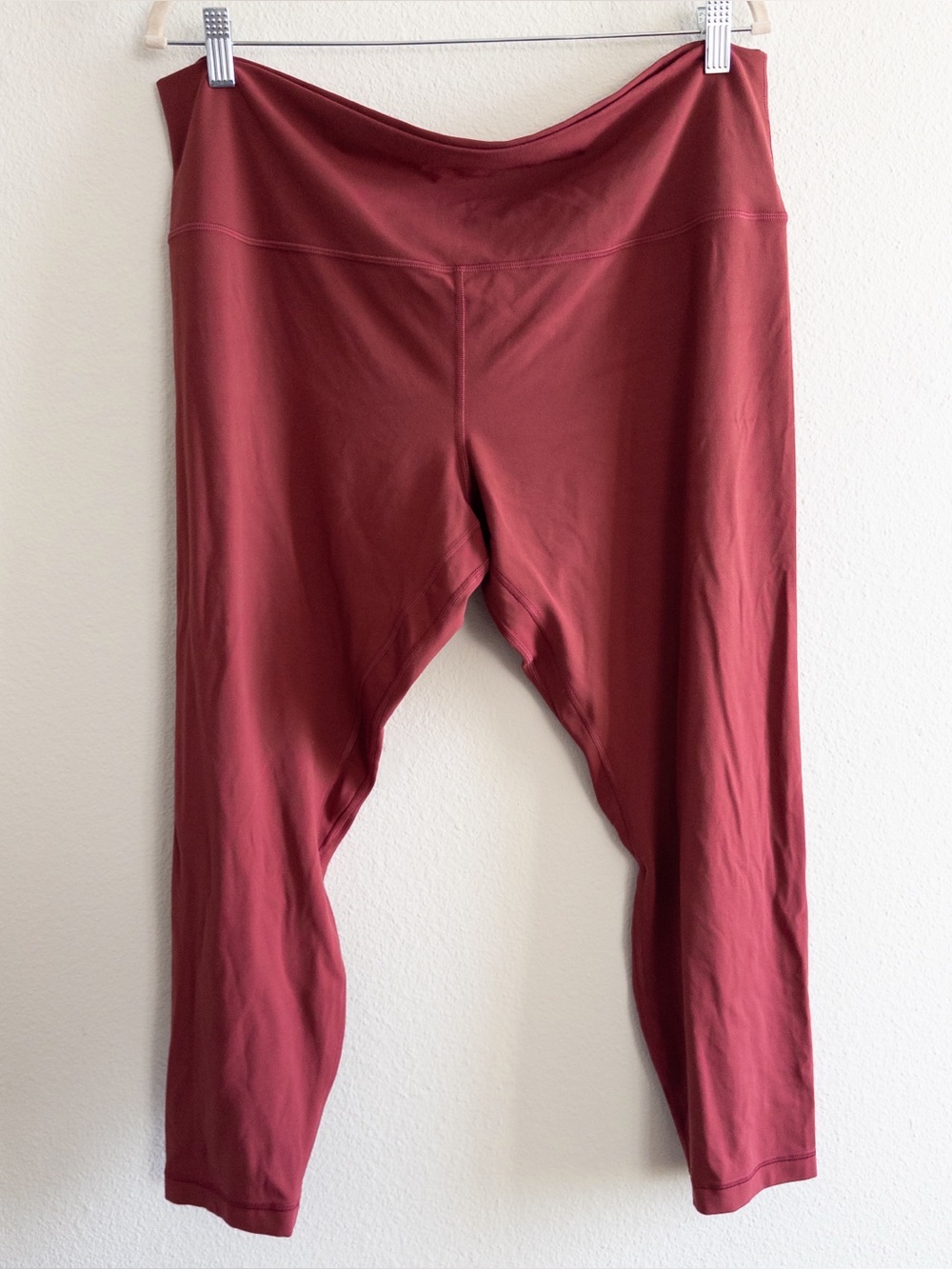 Lululemon Align Pants 21" in Mulled Wine size 20
